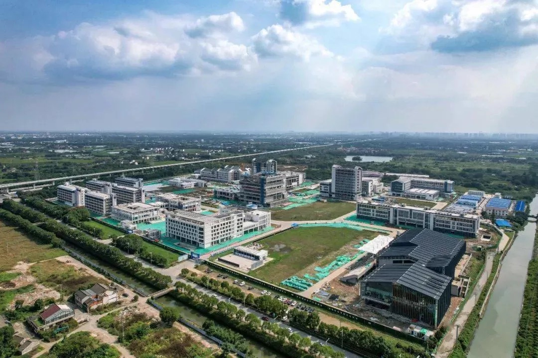 江南大学学校建设PE管件供应项目